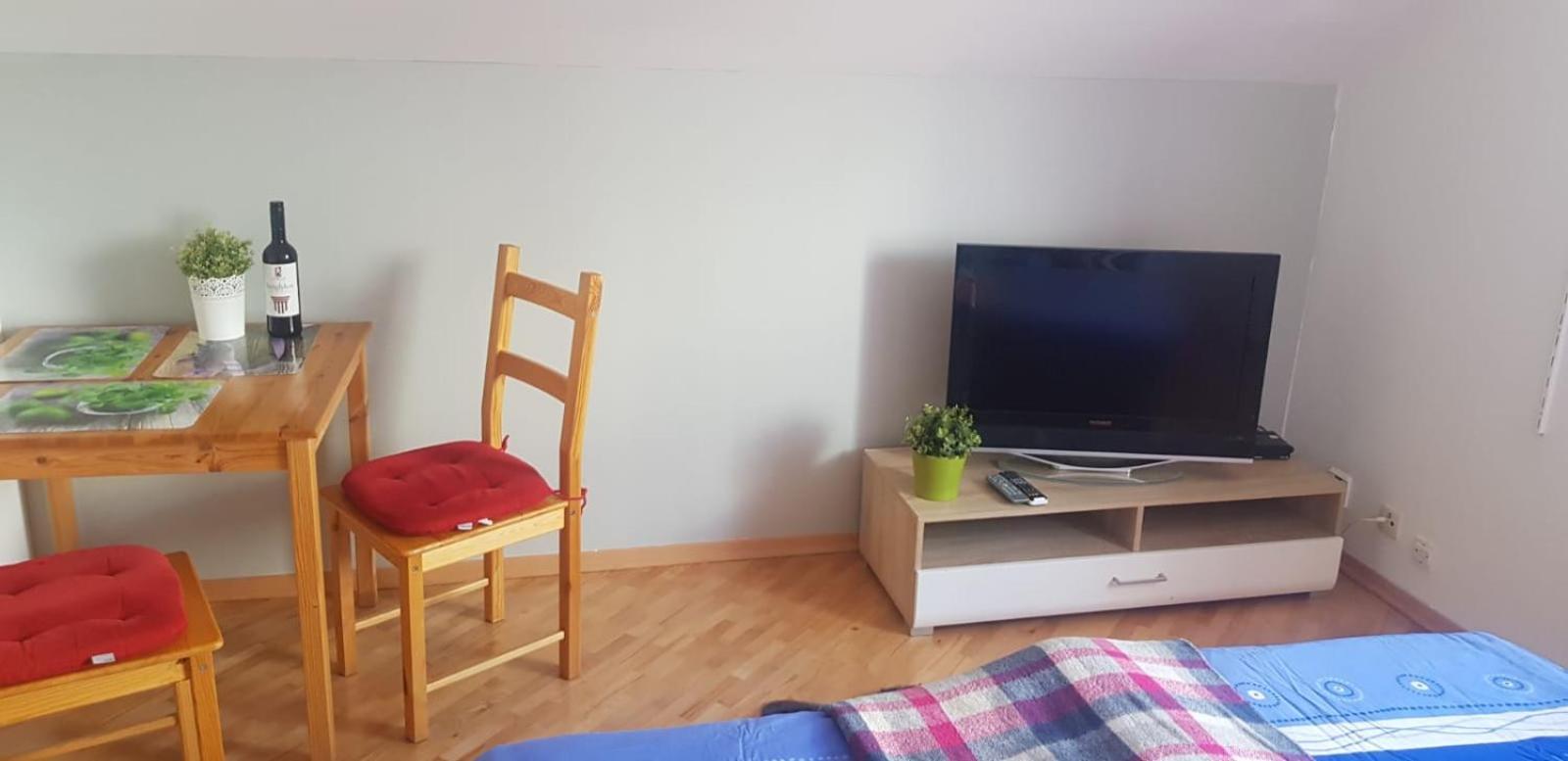 Czerwony Kamien Rubin Leilighet Sianozety Rom bilde